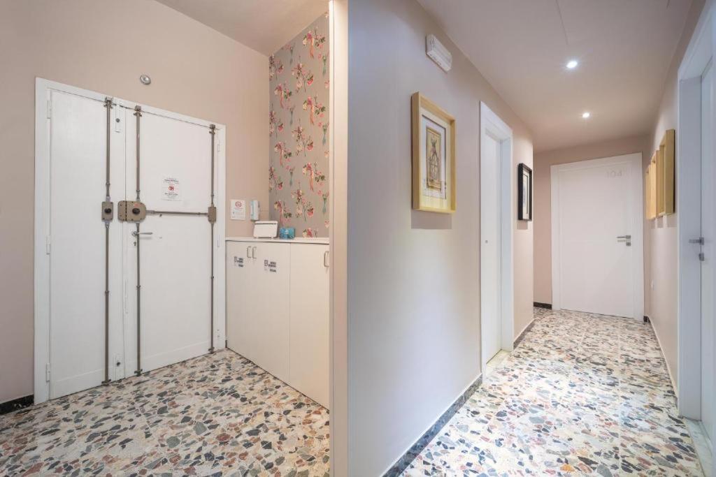 Boutique Rooms Carbonazzi 17 Cagliari Eksteriør bilde